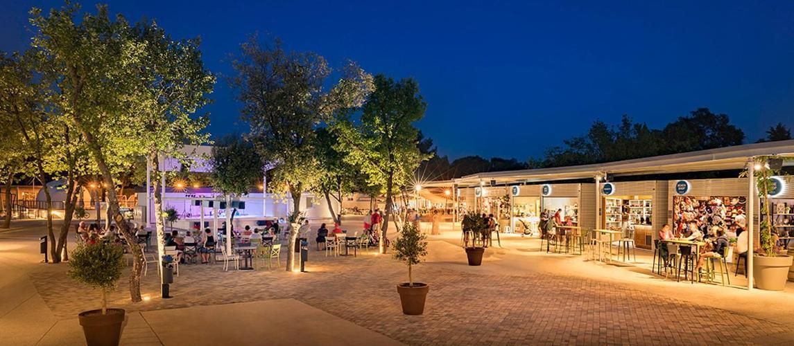 Luksuzni šotor Istra Sunny Tent In Lanterna Premium 4* *